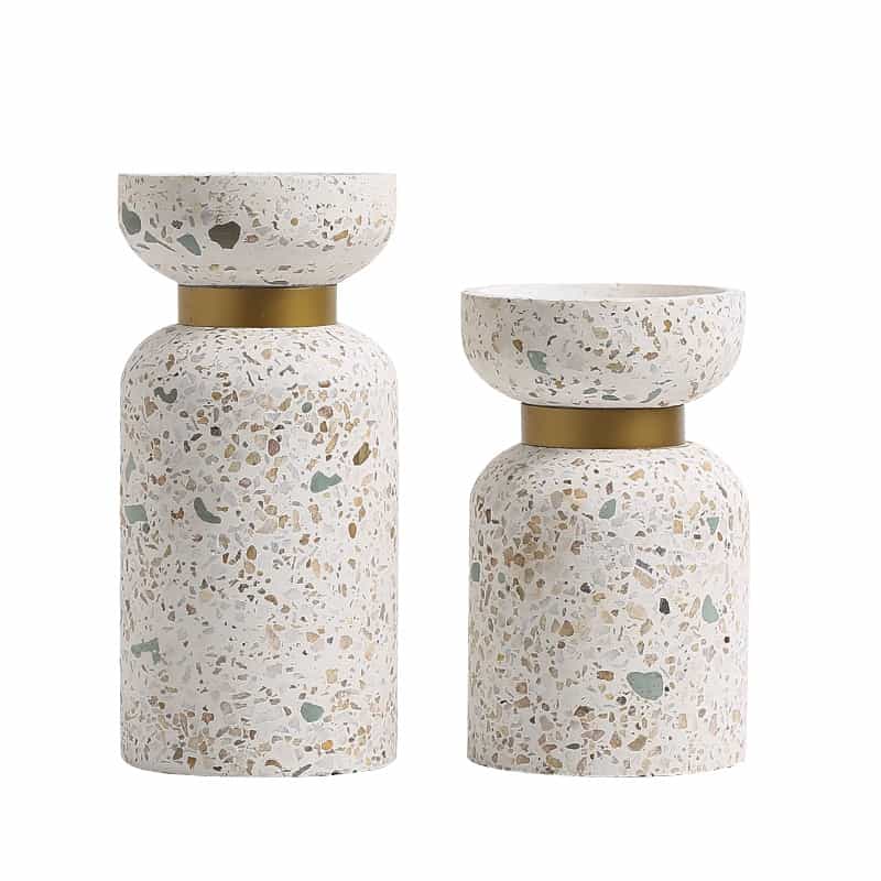 Gold ring candle holder