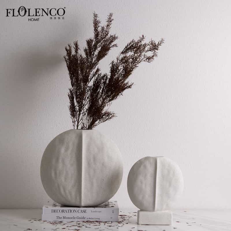 White Round flat vase