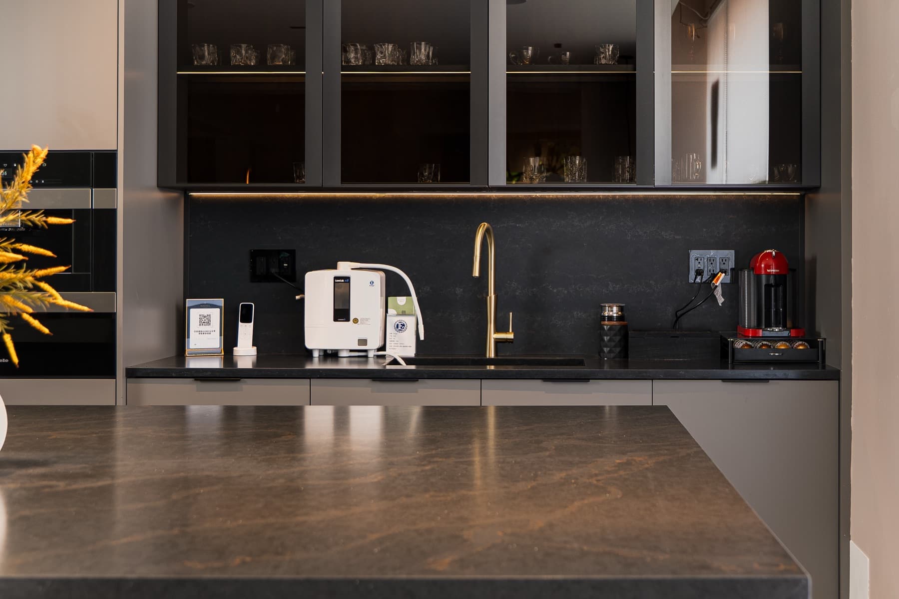 Homei Living showroom in Richmond, BC
