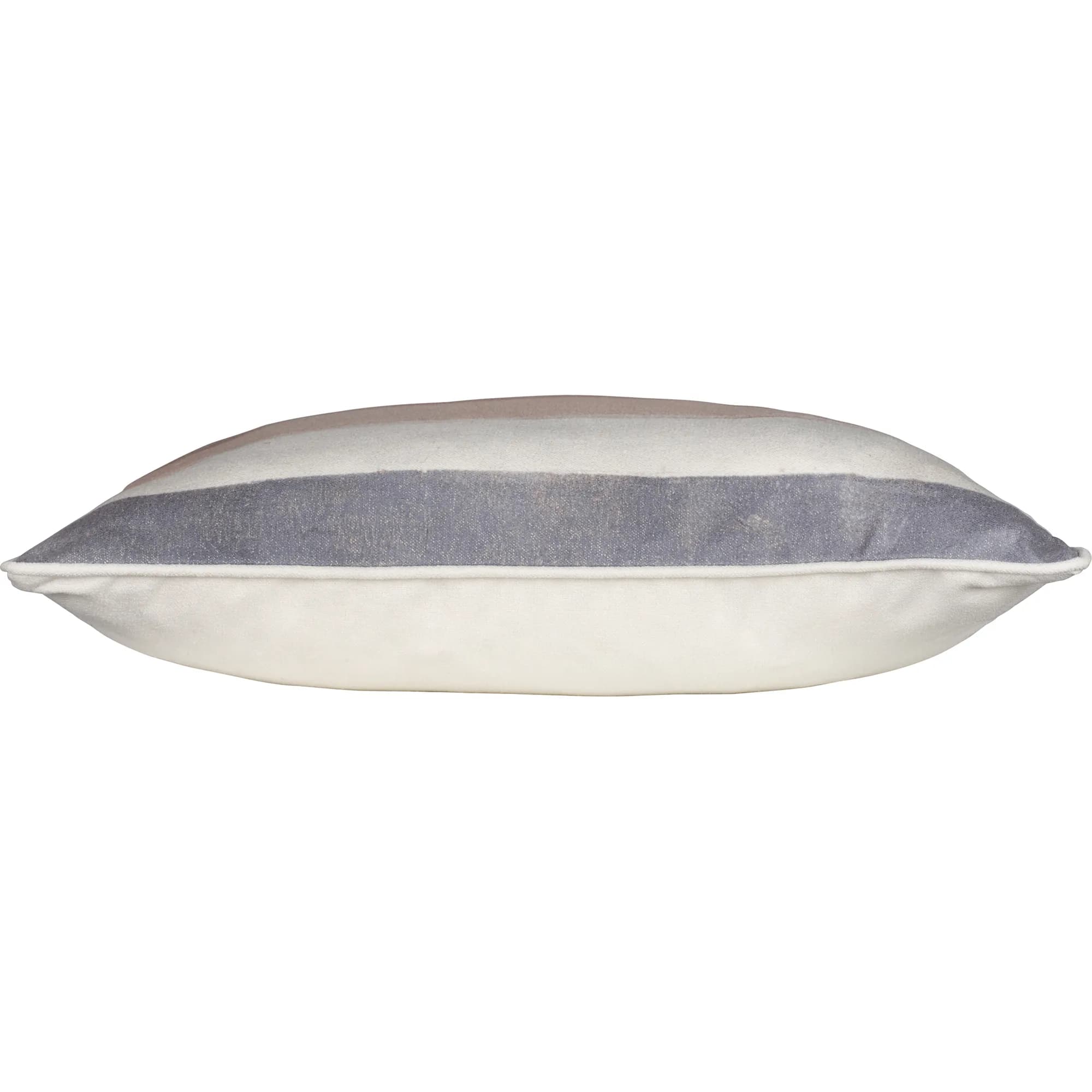 Suzanne — image 2