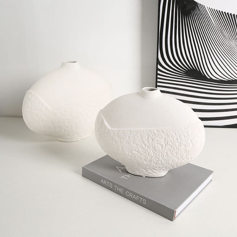 Rock Pattern Narrow Mouth Vase — image 2