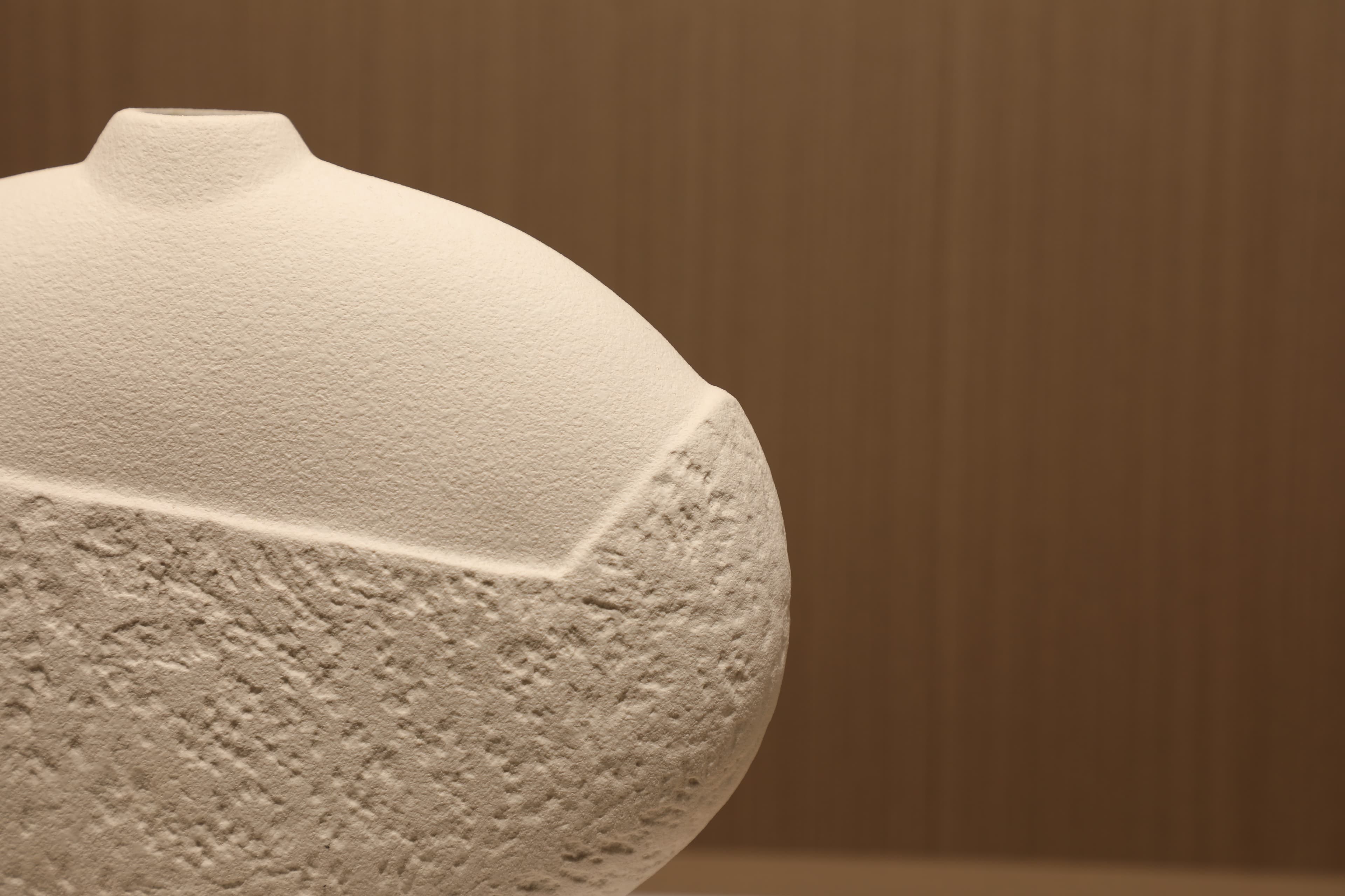 Rock Pattern Narrow Mouth Vase — image 7