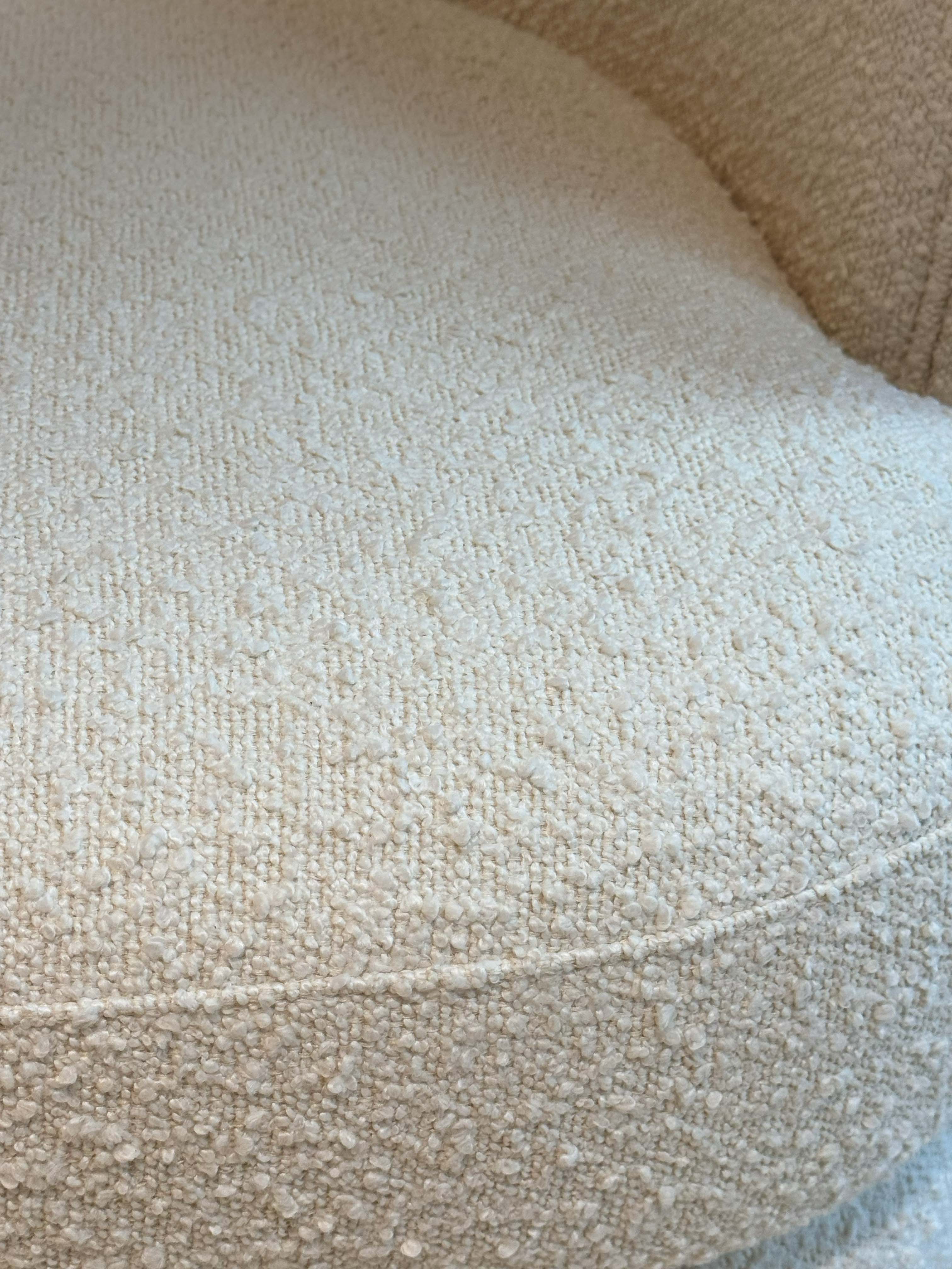 CLOUDA Swivel Chair — image 6
