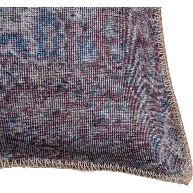 Della — image 3