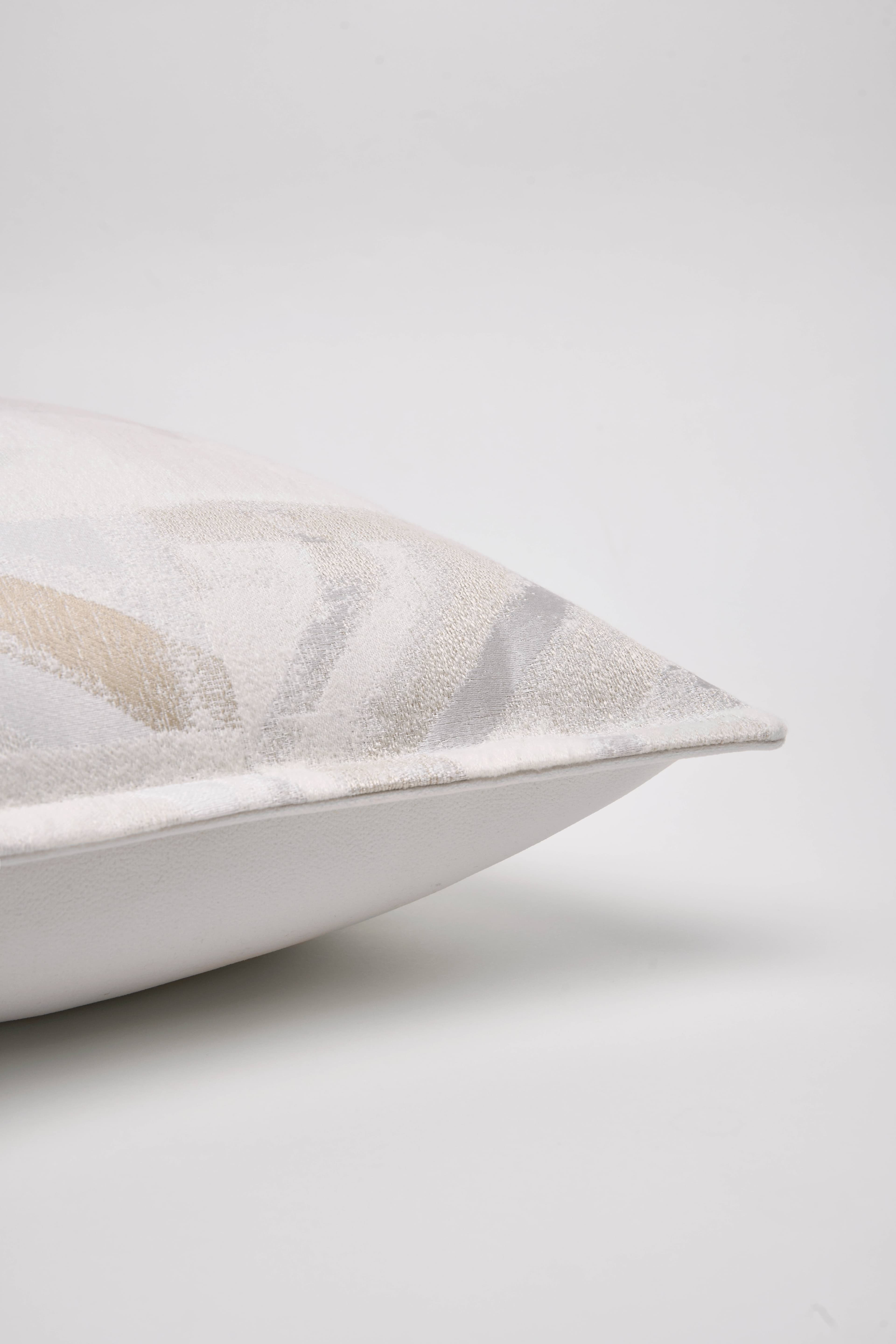 Wool - Polyester Blended Square Pillow (DP-2407101) — image 3