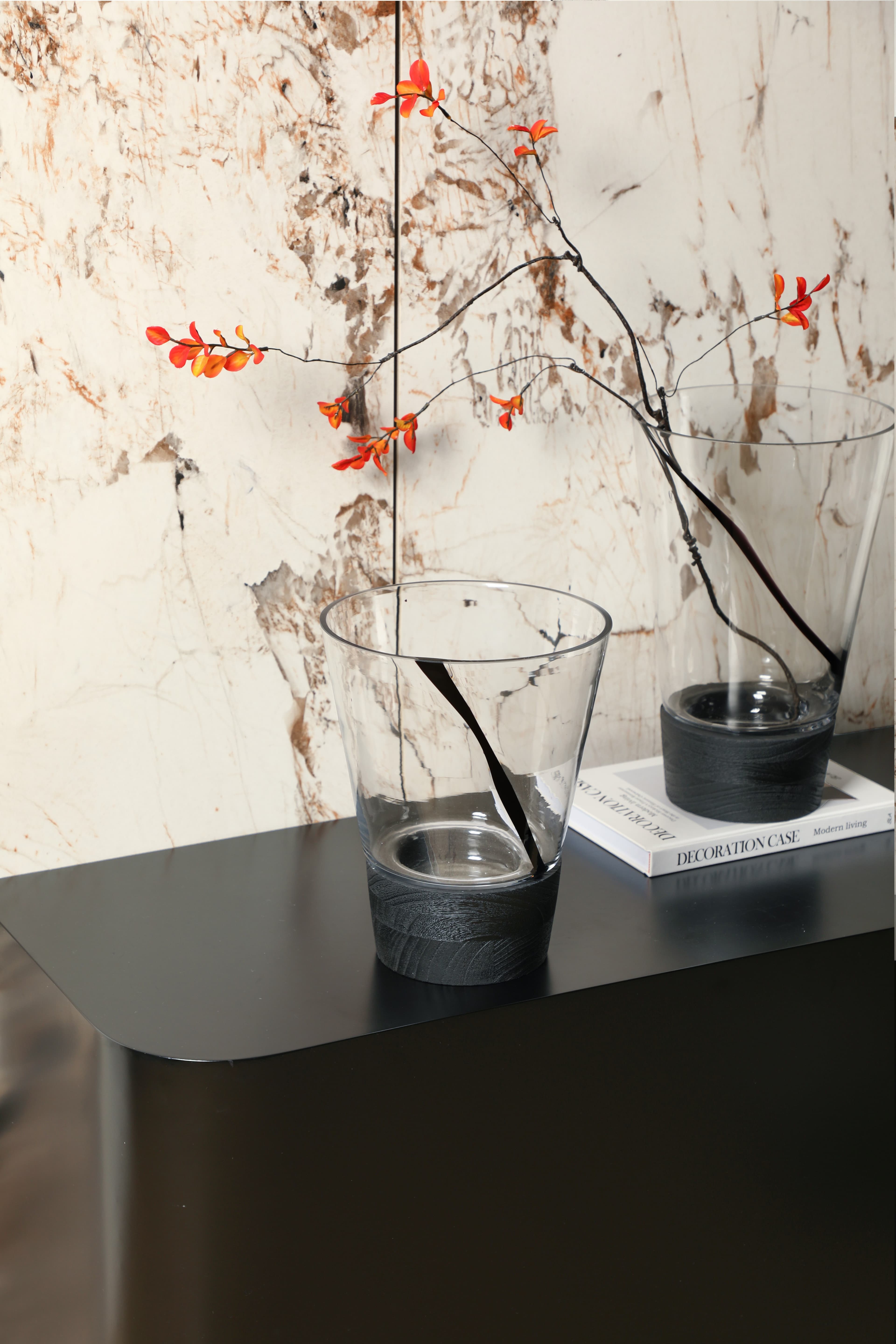 Wooden Bottom Transparent Vase — image 7