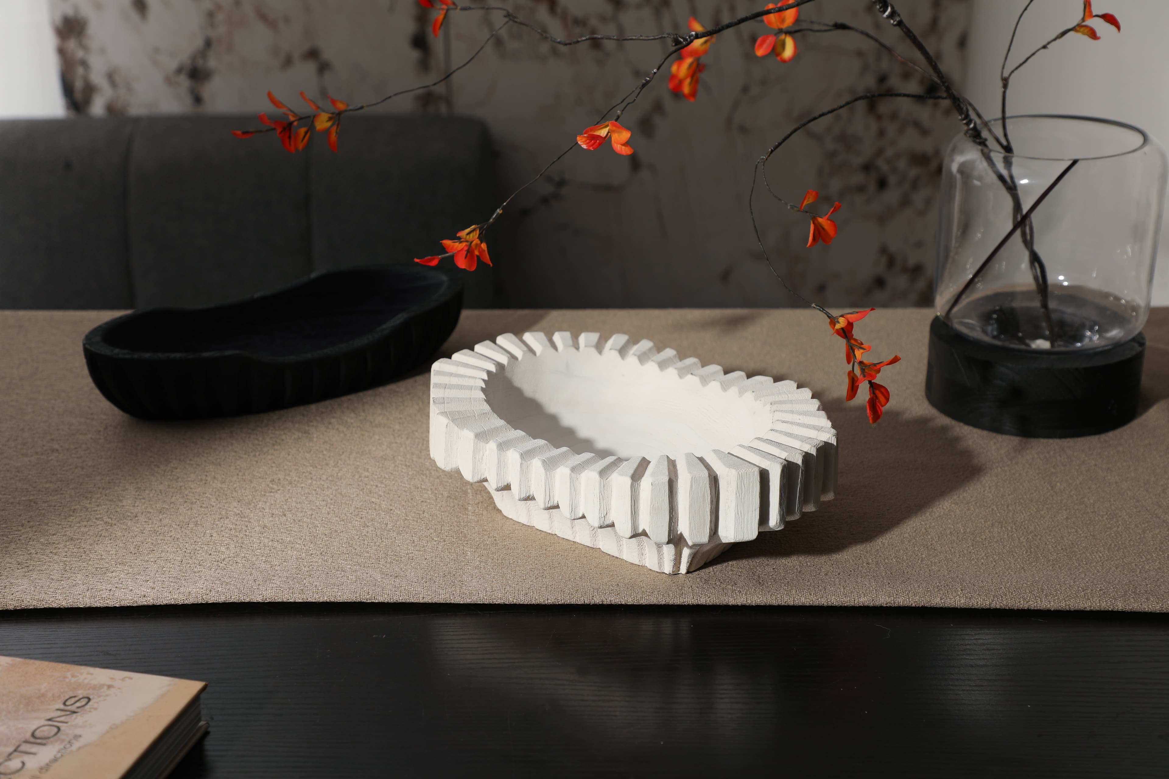 Vertical Groove Plate White — image 3