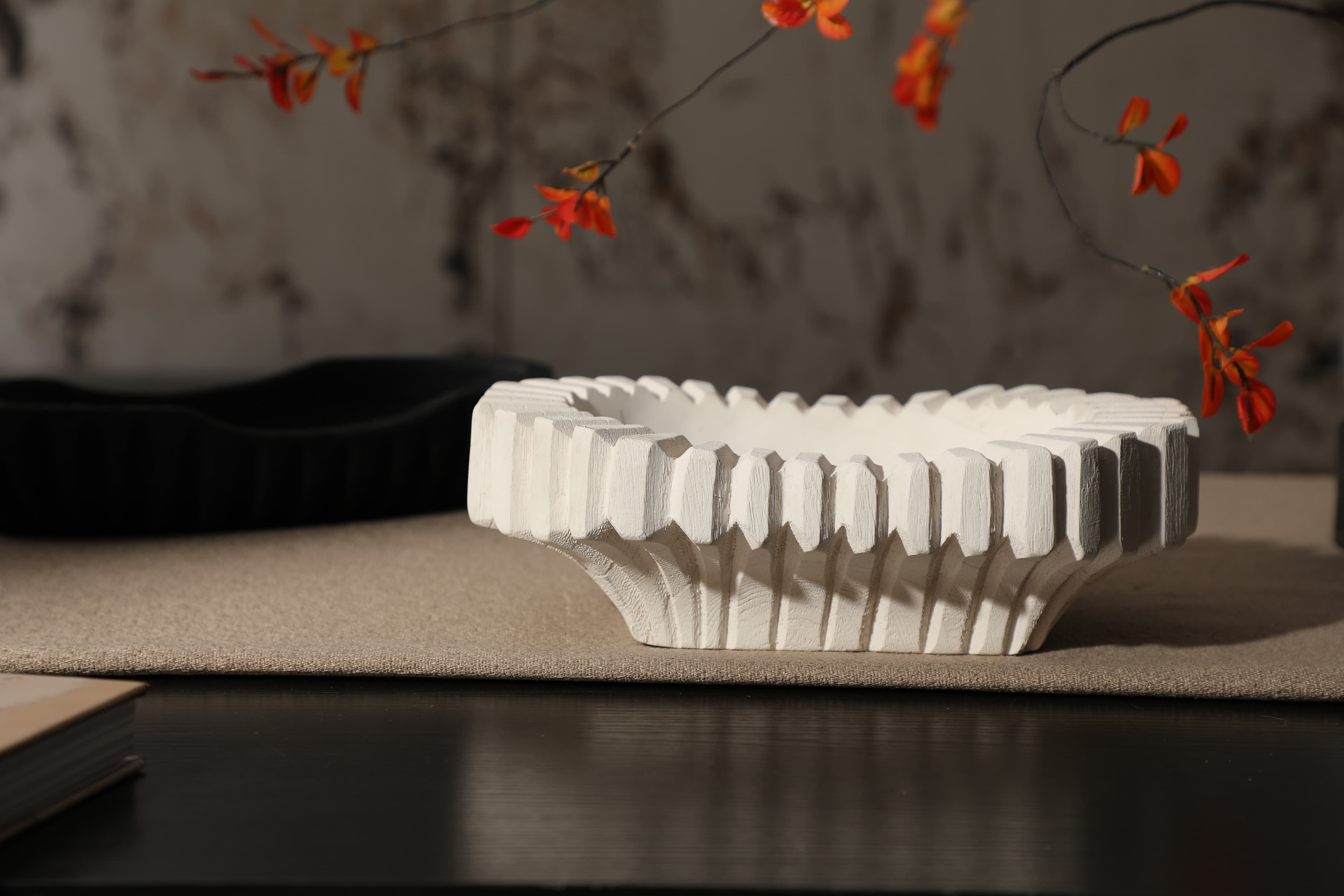Vertical Groove Plate White — image 2