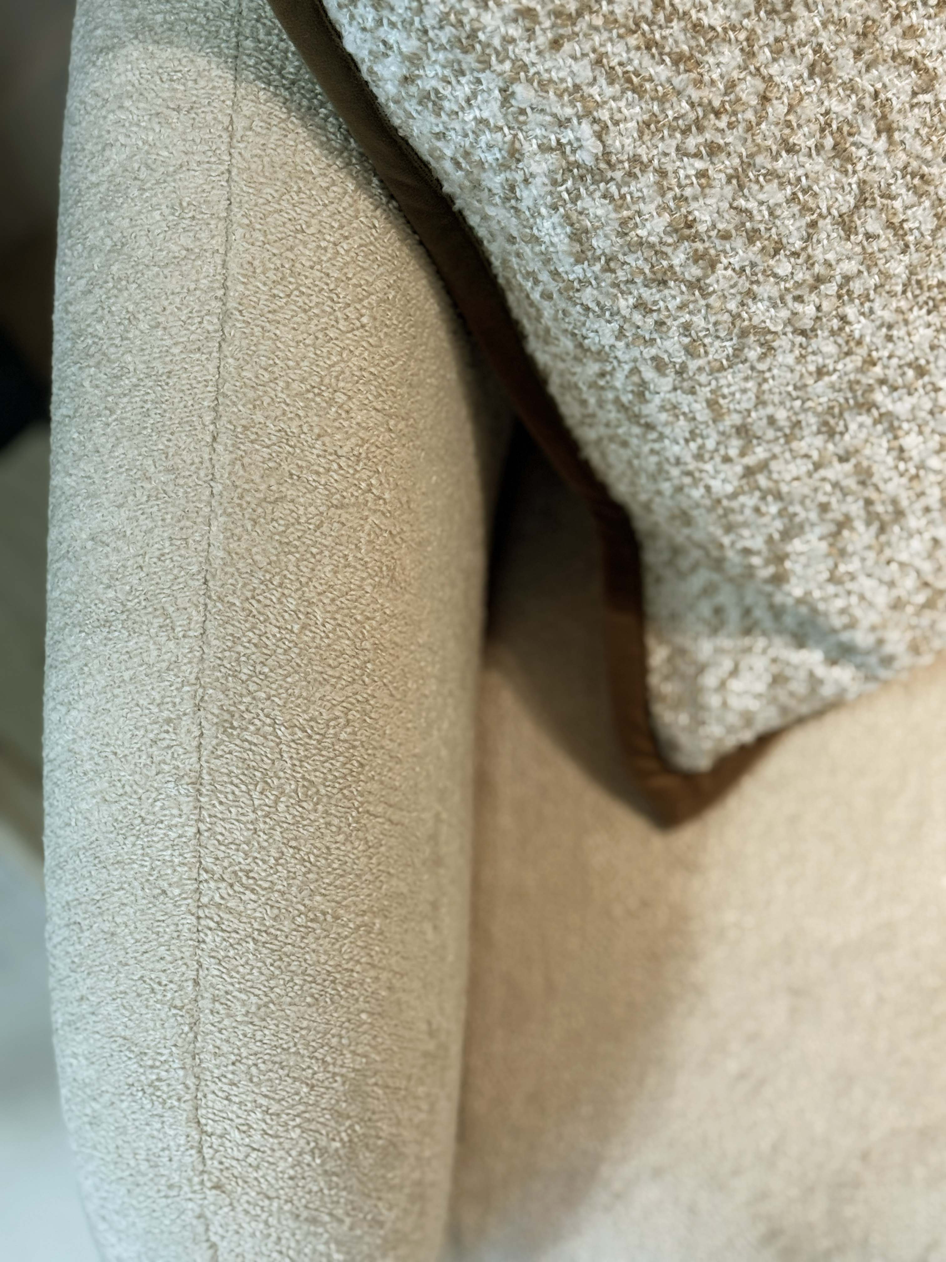 SNOWE Swivel Chair — image 4