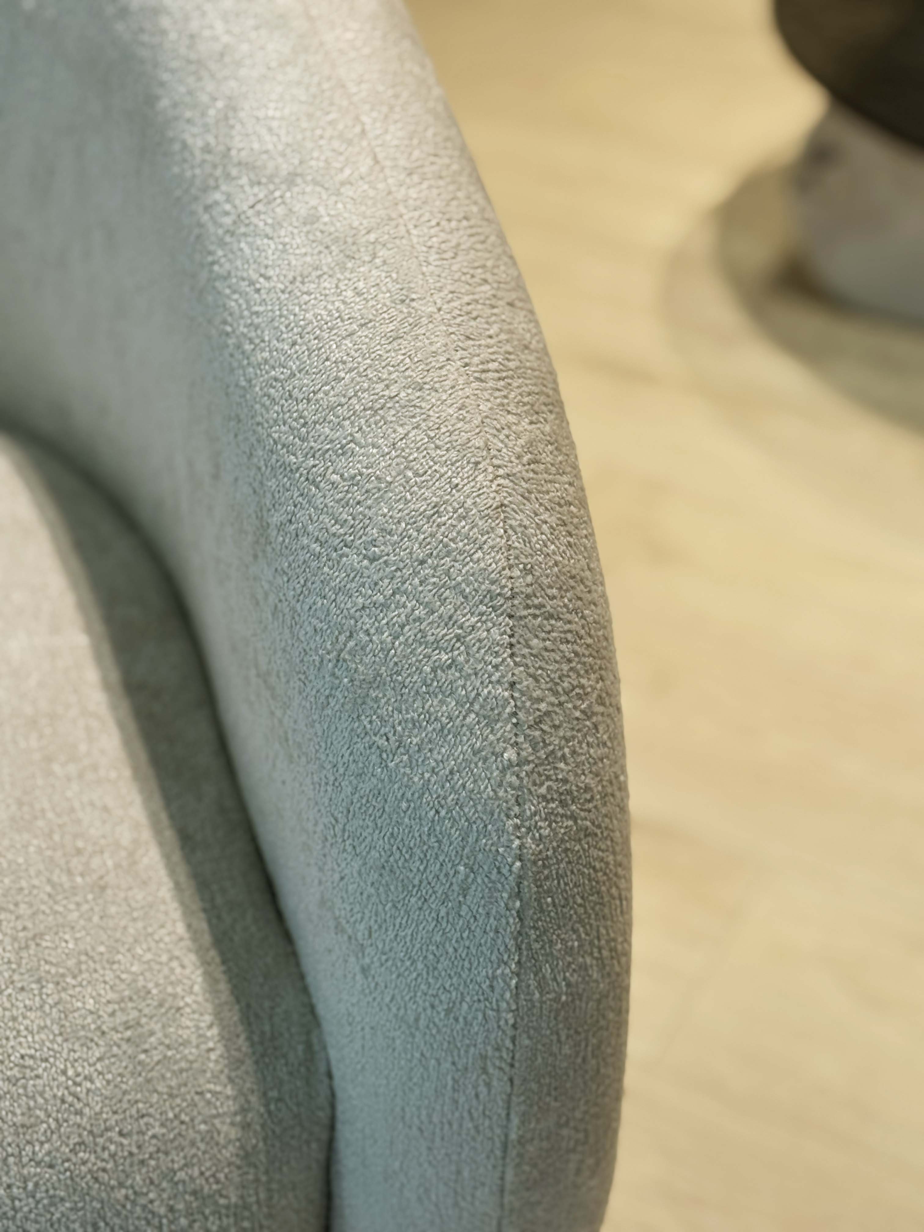 SNOWE Swivel Chair — image 8