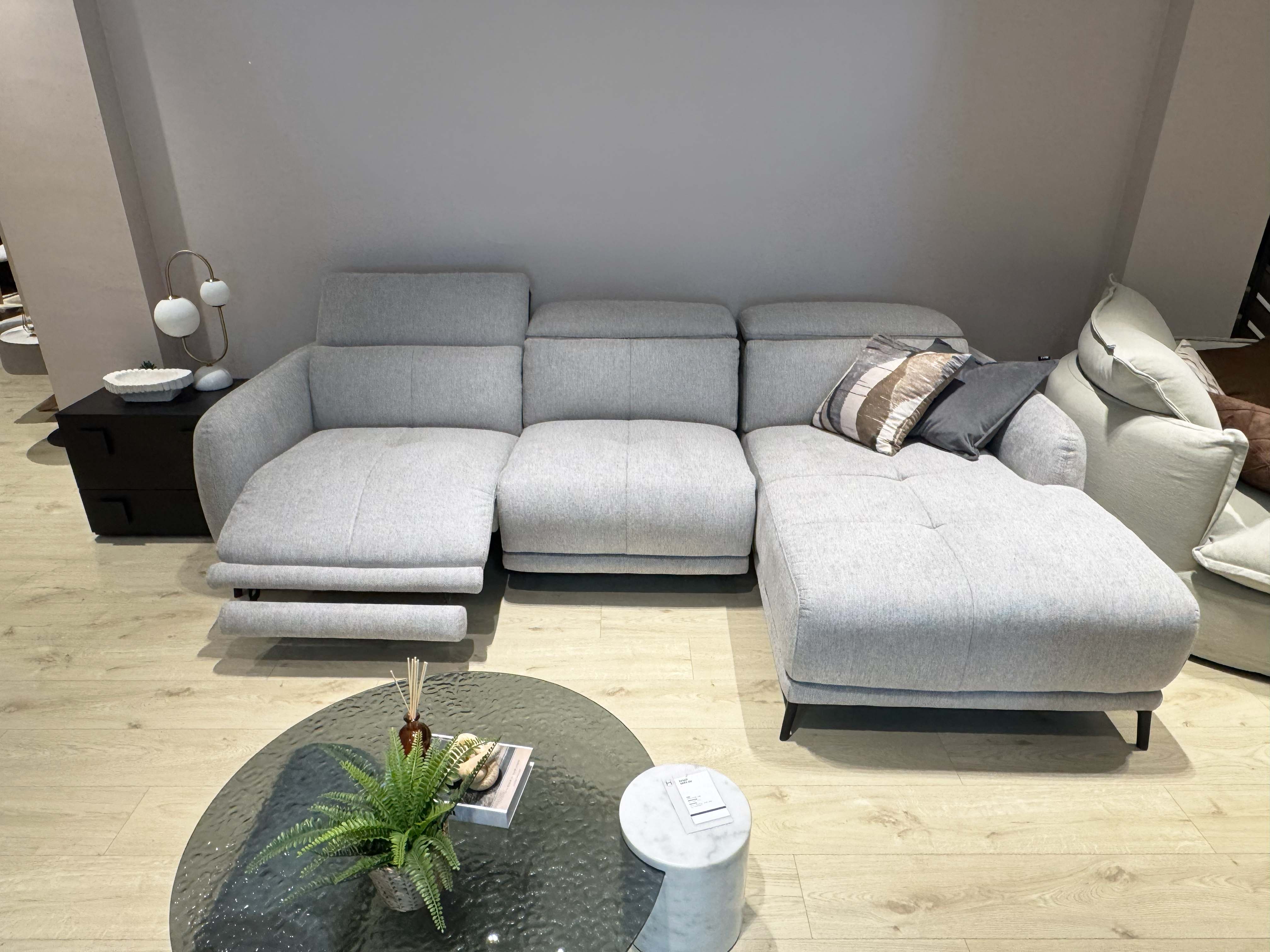 GRAVO Motion Sofa — image 1