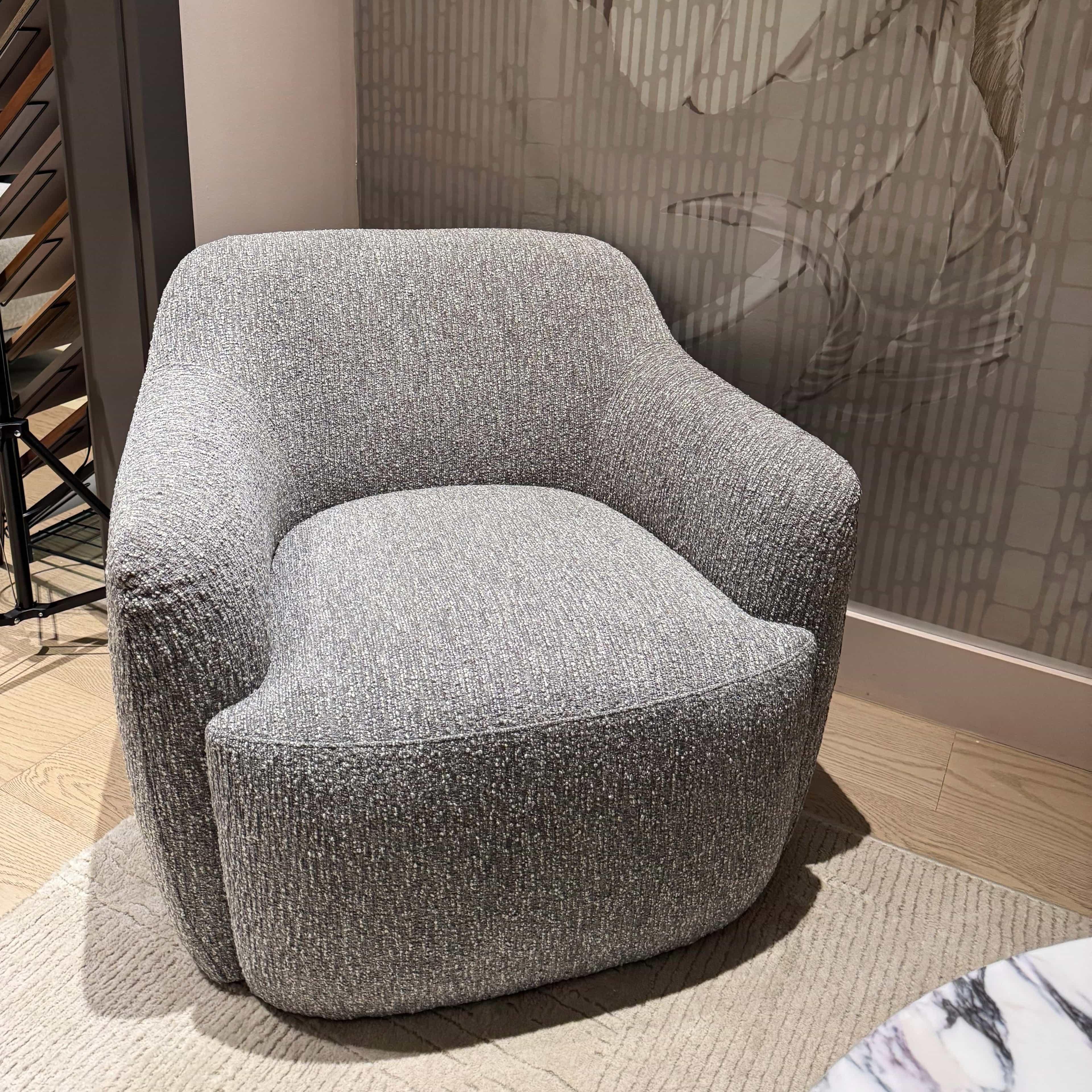 GAVEL Swivel Armchair — Grey