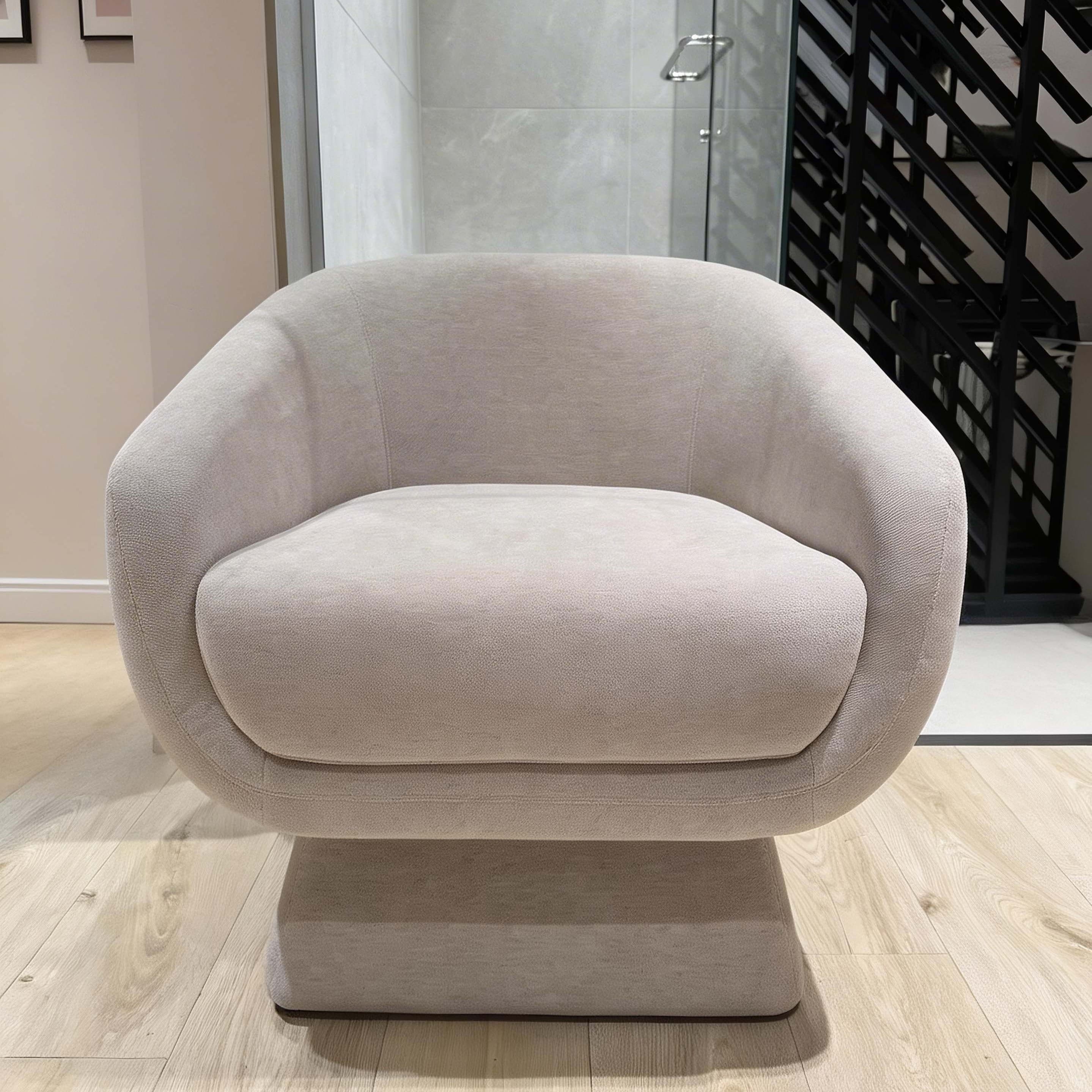 CIRINA Swivel Chair — image 2