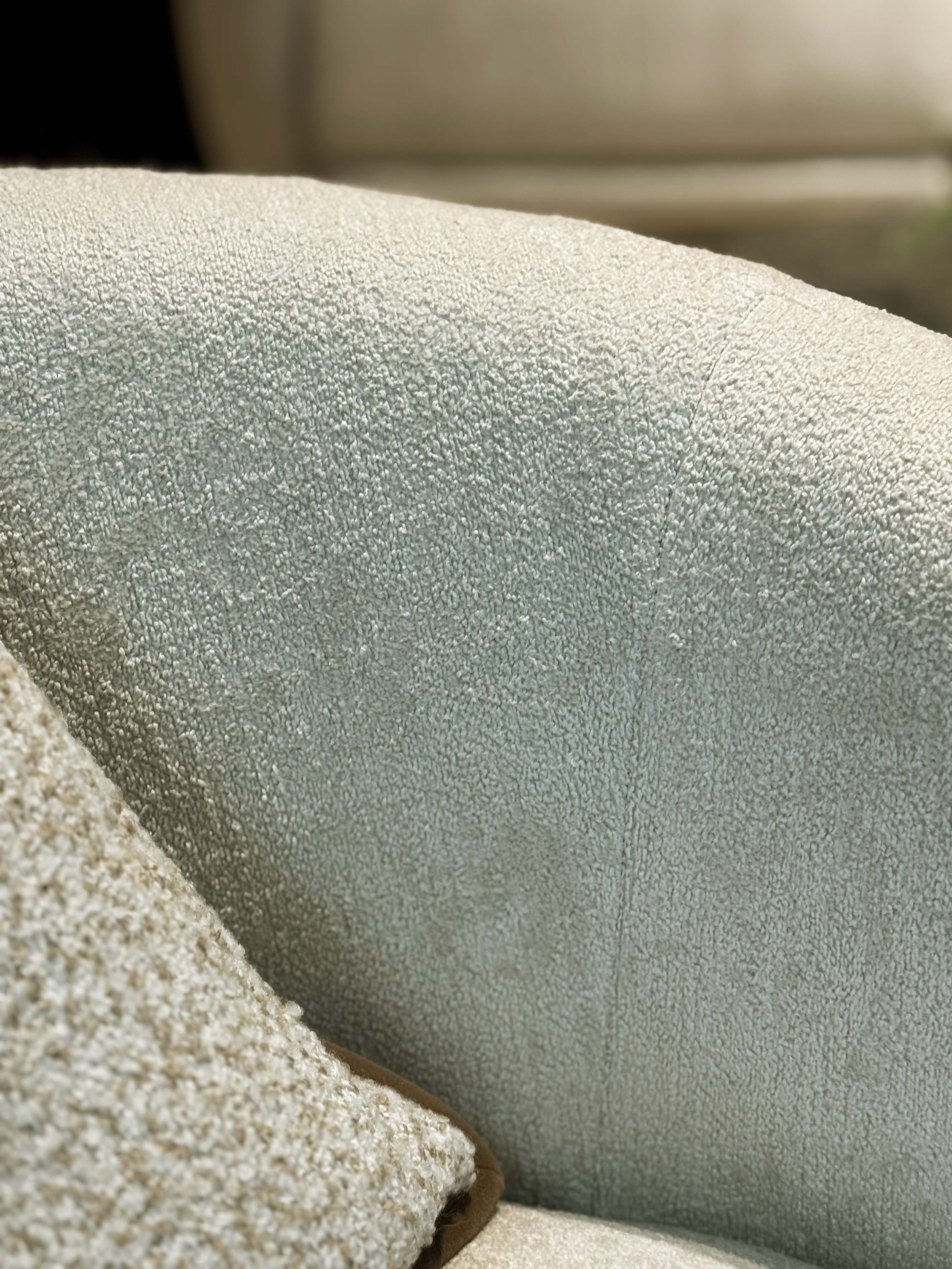 SNOWE Swivel Chair — image 3