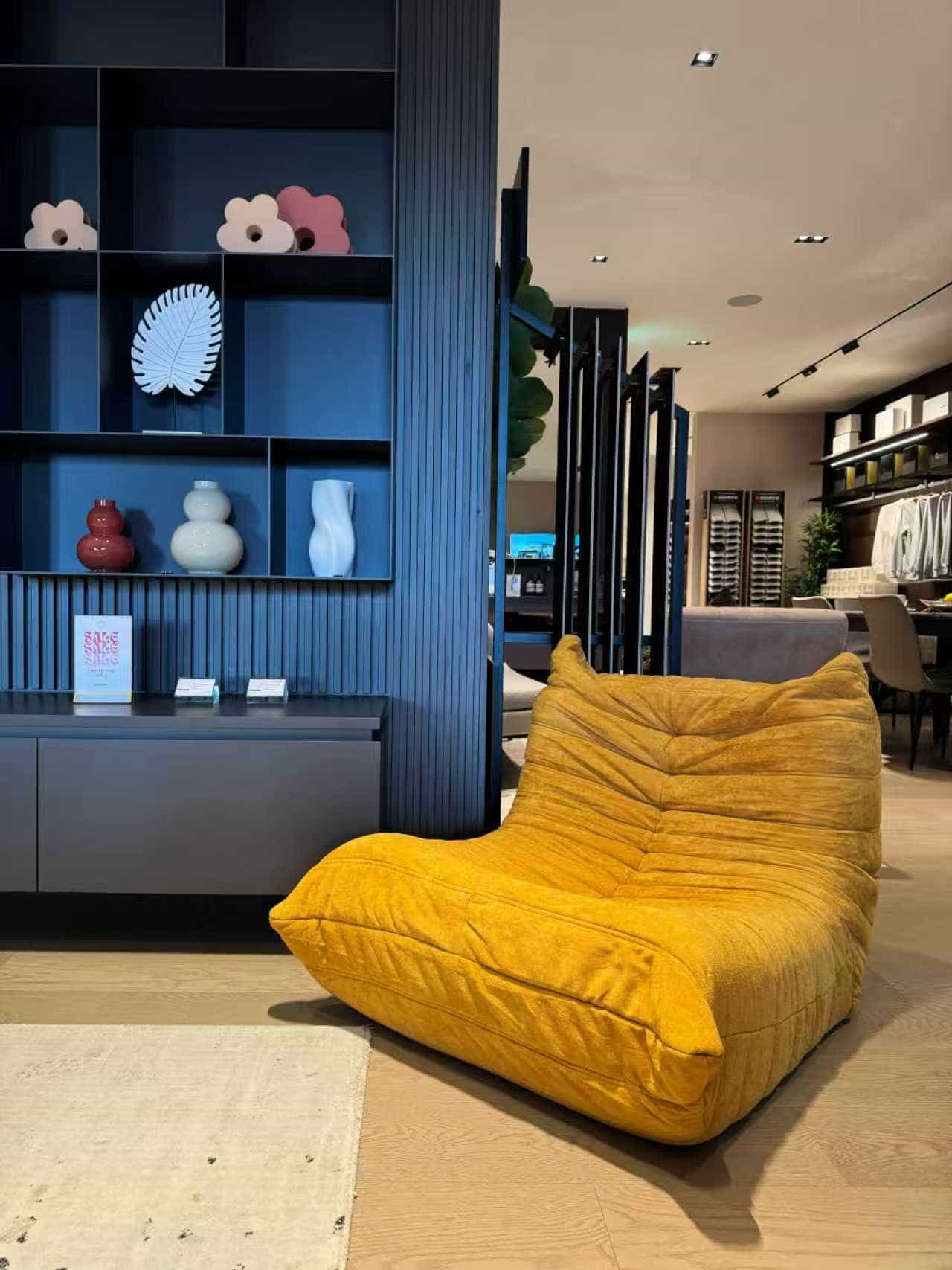 CATERPILLAR Sofa — Mustard